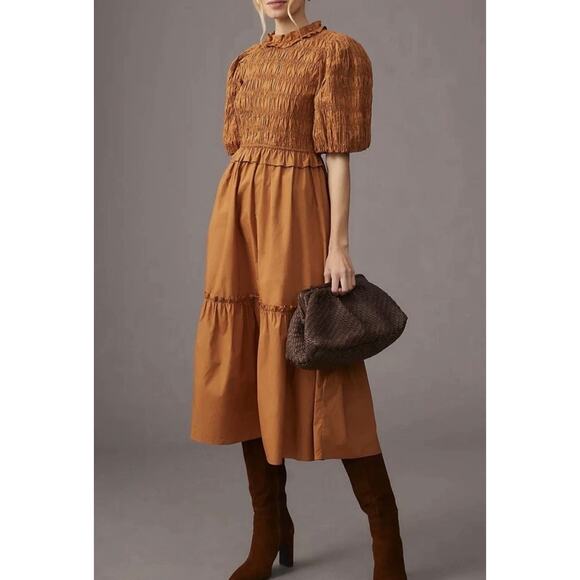 Moon River Smocked Puff Sleeve Tiered Midi Dress in Camel Size XS Cottagecore Midi Moon River Smocked Puff Sleeve Tiered Midi Dress in Camel Size XS Cottagecore Midi